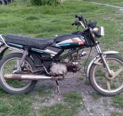 Win LD máy mạnh GTĐĐ. Mua bán Xe máy tại Thành phố Thủ Đức Tp Hồ Chí Minh được đăng bởi Anh Huy