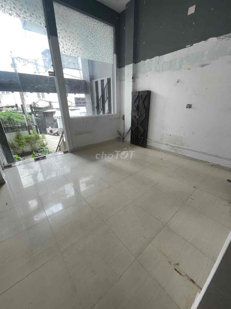 Mb kinh doanh 212b/ nguyễn trãi, quận 1