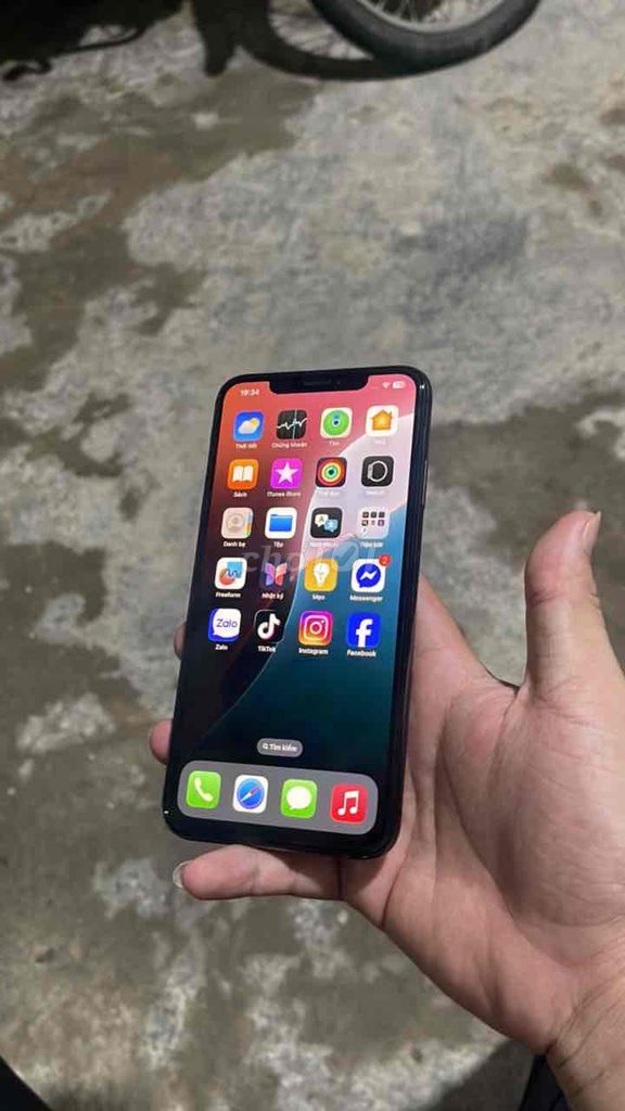 Apple iPhone Xs Max Đen Đã sử dụng. Mua bán Điện thoại tại Thị xã Hương Trà Thừa Thiên Huế được đăng bởi Nguyễn Văn Đăng hình 1