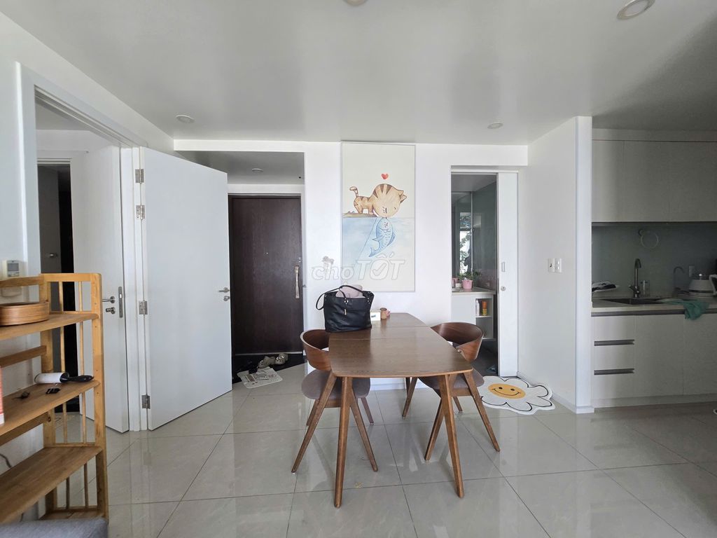 ПРОДАЕТСЯ БАШНЯ ХИЁРИ — КВАРТИРА НА ВЕРХНЕМ ЭТАЖЕ, НА ЮЖНОЙ СТОРОНЕ | 63 М², ХОРОШАЯ ЦЕНА