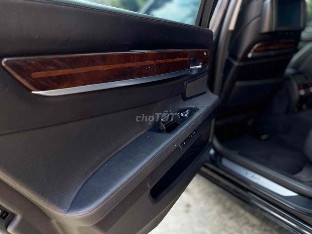 BMW 760LI 2011 - 100000 km. Mua bán Ô tô tại Thành phố Thủ Đức Tp Hồ Chí Minh được đăng bởi Anh Vũ hình 7