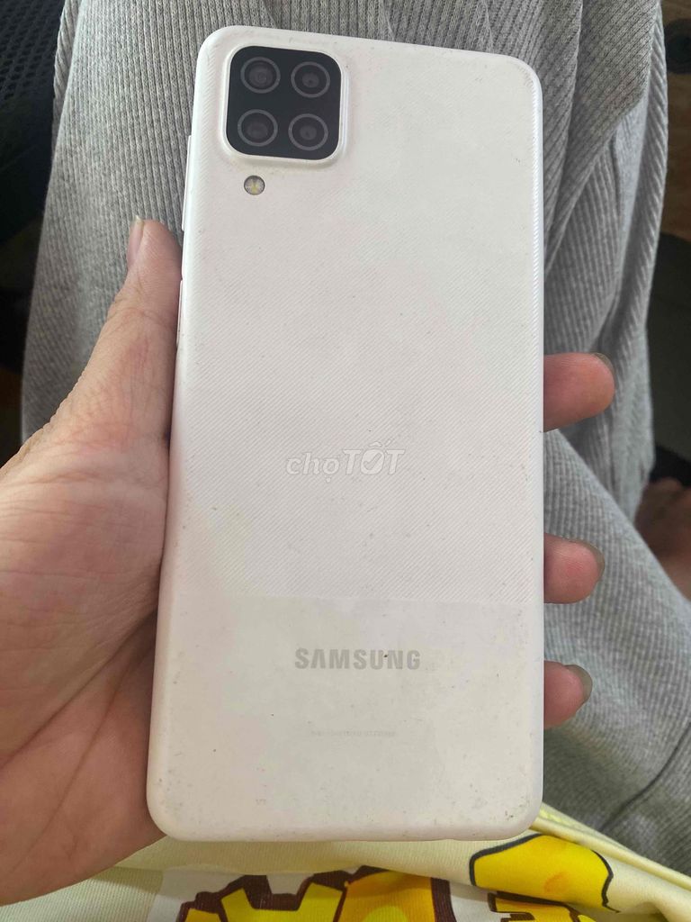 Samsung Galaxy A12 6GB/128GB Trắng. Mua bán Điện thoại tại Quận 12 Tp Hồ Chí Minh được đăng bởi NTTrung hình 1