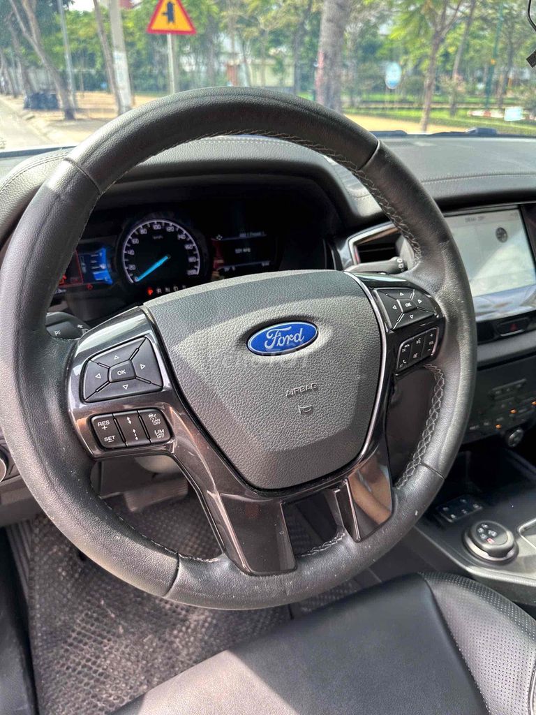 Ford Everest 2018 Titanium 2.0L 4x4 AT - 32000 km. Mua bán Ô tô tại Huyện Hóc Môn Tp Hồ Chí Minh được đăng bởi 🌹 Trúc Giang 🌹 hình 7