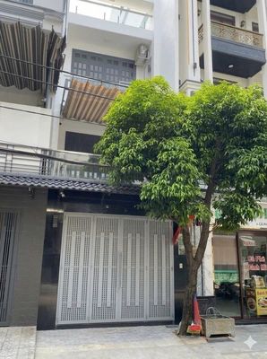 Аренда · 4 комн. · 80 м² · Quận Tân Phú, ул. Đường Thoại Ngọc Hầu