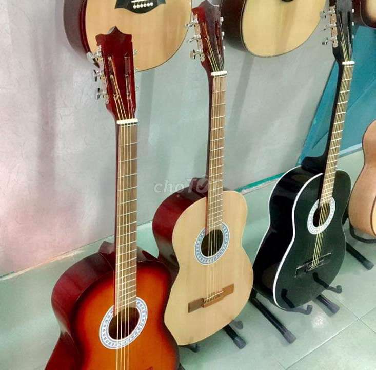 Đàn guitar tập chơi ms:3583. Mua bán Nhạc cụ tại Quận 4 Tp Hồ Chí Minh được đăng bởi Guitar Saigon hình 1