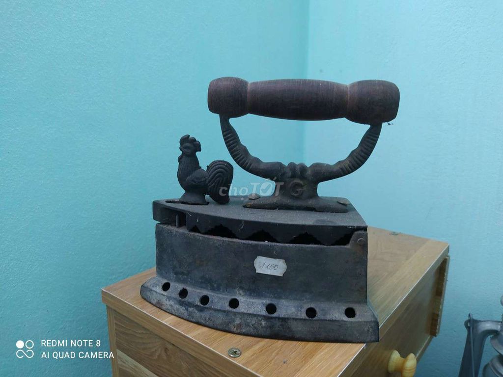 Bàn là than trang trí cổ điển. Mua bán Đồ sưu tầm, đồ cổ tại Huyện Đông Hưng Thái Bình được đăng bởi Phạm Quang Chuyển hình 1