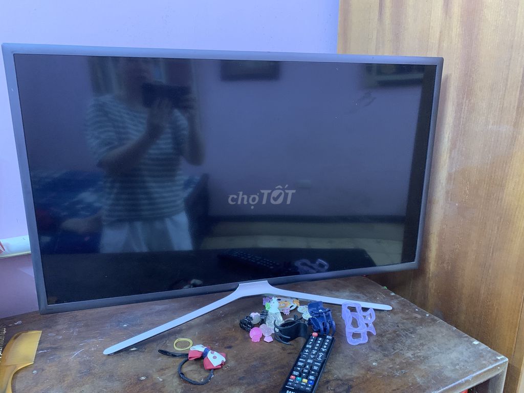 Tivi Samsung 32 inch Internet Còn mới. Mua bán Tivi, Âm thanh tại Quận Hai Bà Trưng Hà Nội được đăng bởi Luu Minh Duc hình 1