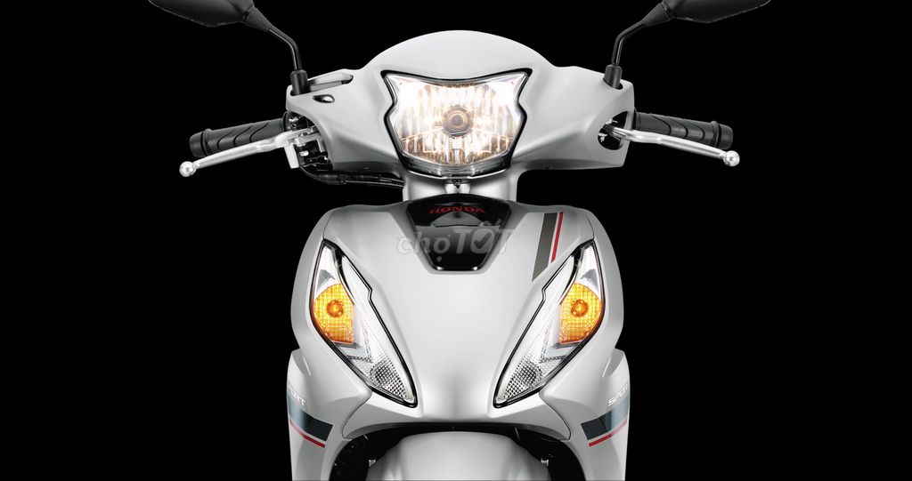 Honda Vision 2025 серебристая