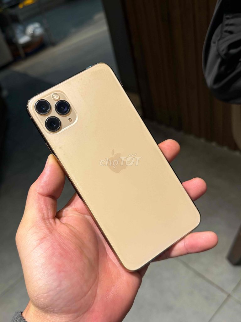 iPhone 11 Pro Max 64GB Vàng. Mua bán Điện thoại tại Thành phố Đà Lạt Lâm Đồng được đăng bởi LỘC ĐÀ LẠT hình 1