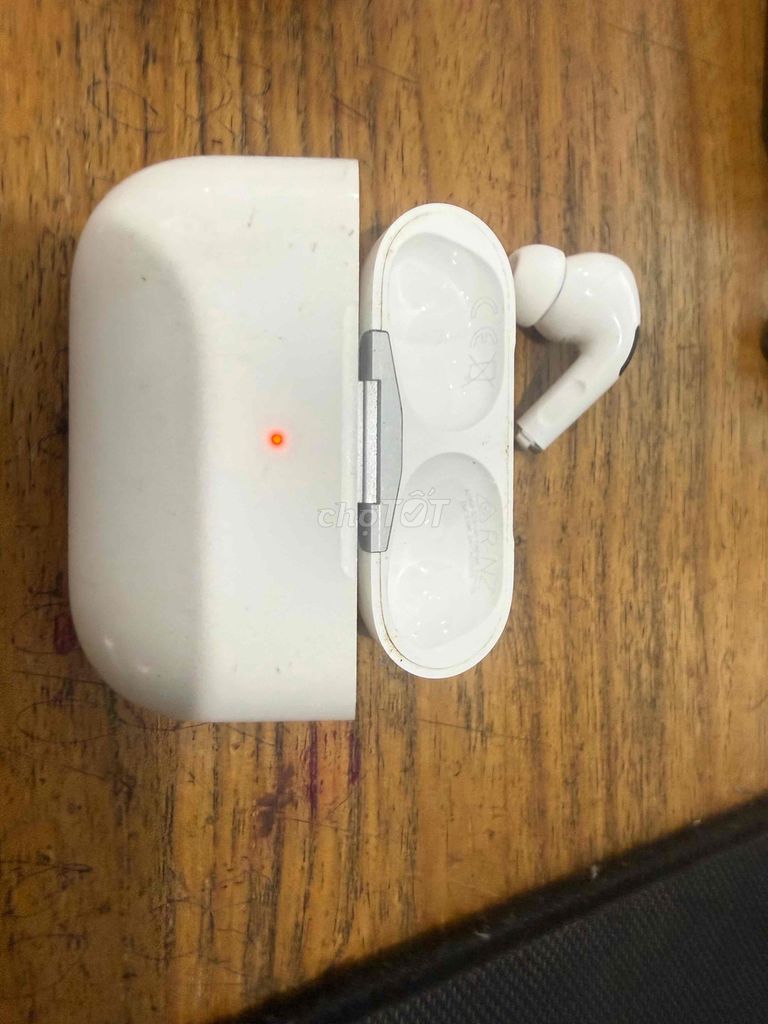 Tai nghe Apple AirPods Pro 2 Trắng. Mua bán Tivi, Âm thanh tại Quận Sơn Trà Đà Nẵng được đăng bởi hoang hình 1