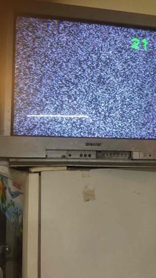 nhà thừa chiếc tv sony 25 inh mặt phẳng