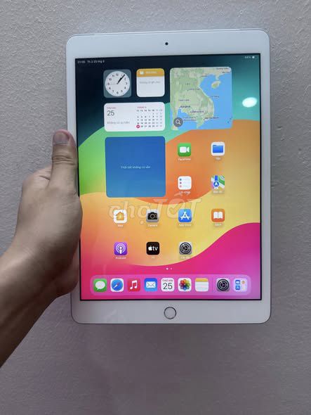 Apple iPad Gen 7 32GB Bạc. Mua bán Máy tính bảng tại Quận 1 Tp Hồ Chí Minh được đăng bởi Hội Đồ Điện Tử hình 1