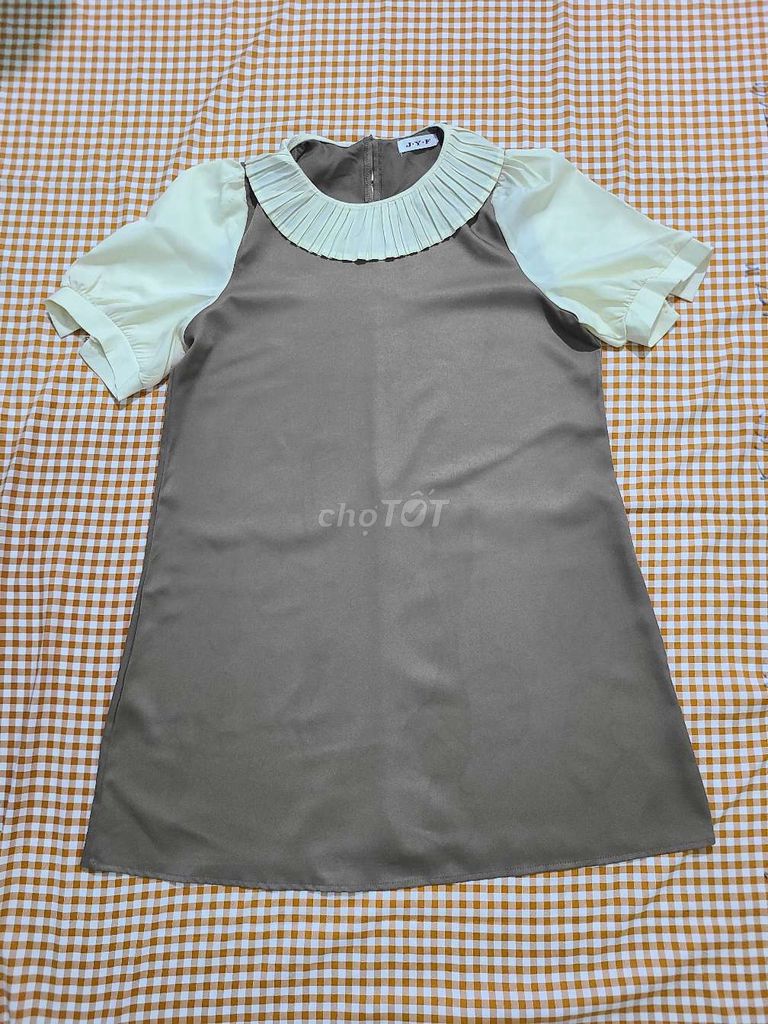 Váy xuông nhà Miho house. Mua bán Quần áo tại Quận 7 Tp Hồ Chí Minh được đăng bởi Thùy Linh hình 1