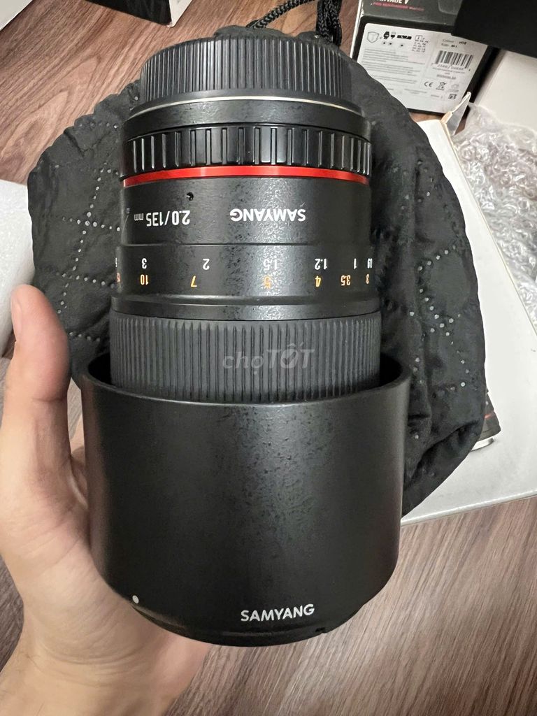 Lens Samyang F2.0/135mm ED UMC