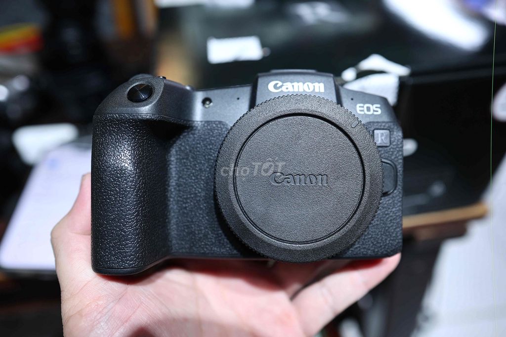 Canon EOS RP Fullbox Chính hãng bảo hành 2 năm. Mua bán Máy ảnh, Máy quay tại Thành phố Thuận An Bình Dương được đăng bởi Nguyễn Đình Tú hình 1