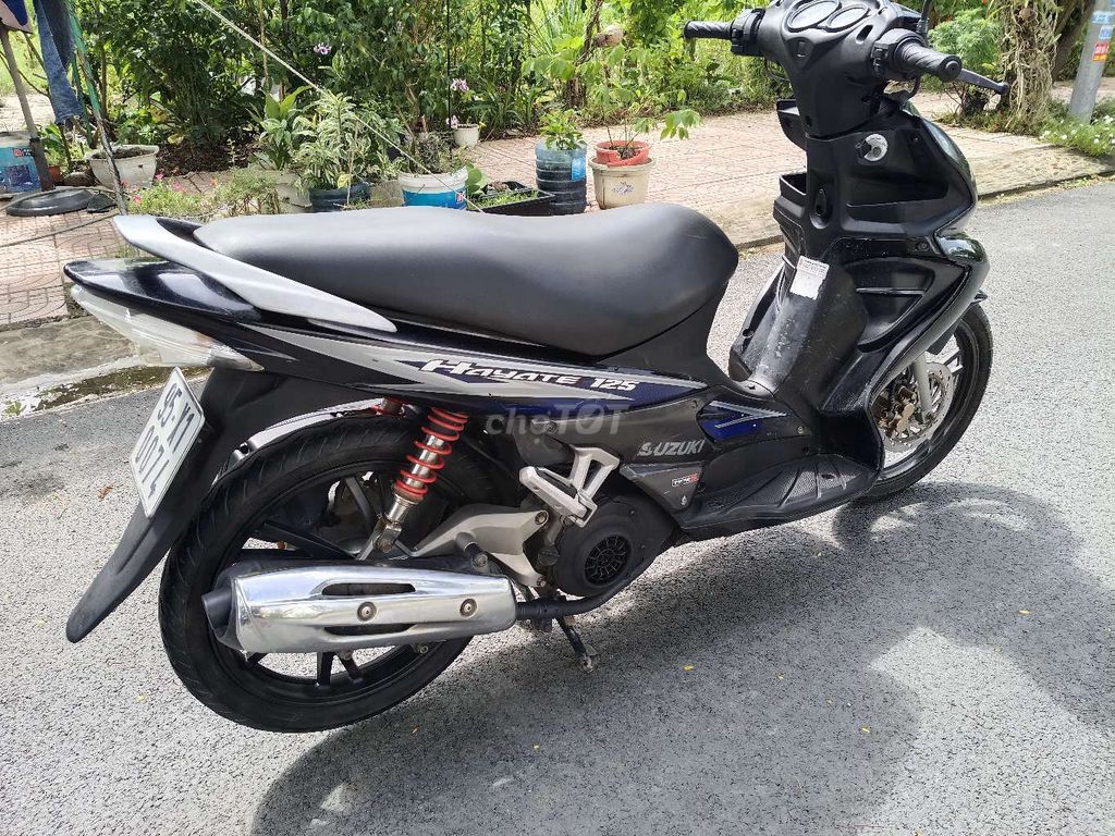 Suzuki Hayate xe còn rất đẹp. Mua bán Xe máy tại Quận Ninh Kiều Cần Thơ được đăng bởi binh hình 3