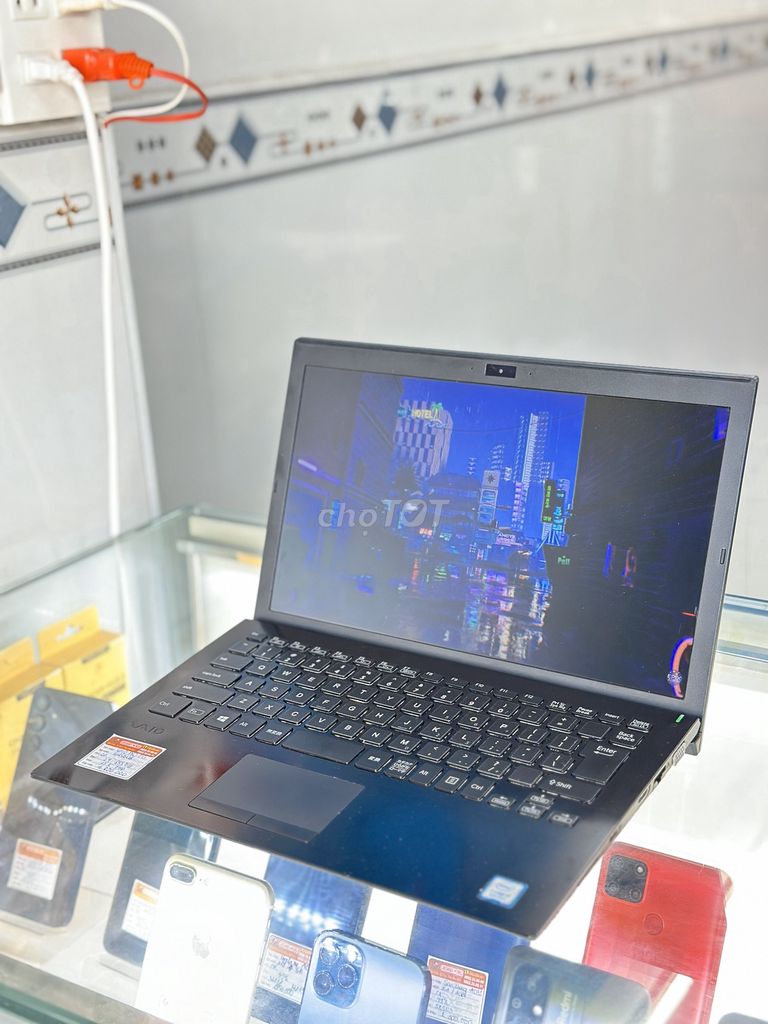 Sony VAIO Pro PG I7 Gen 8 8GB/256GB 13.3 inch. Mua bán Laptop tại Quận Ninh Kiều Cần Thơ được đăng bởi Greenskytech hình 1