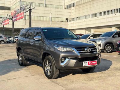 Toyota Fortuner 2017 2.7V AT Xám