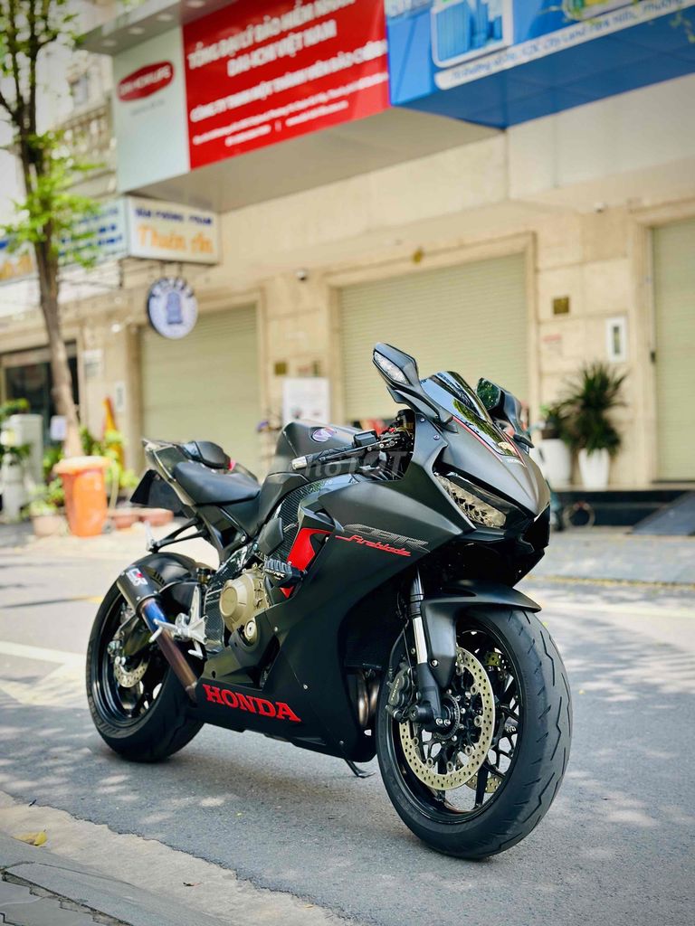 CBR1000RR 2019 FireBlade Nhiều Option