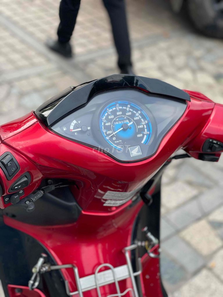 Future 2015 zin êm trả trước 8tr9 nhận xe. Mua bán Xe máy tại Quận 7 Tp Hồ Chí Minh được đăng bởi Dương Đạt hình 2