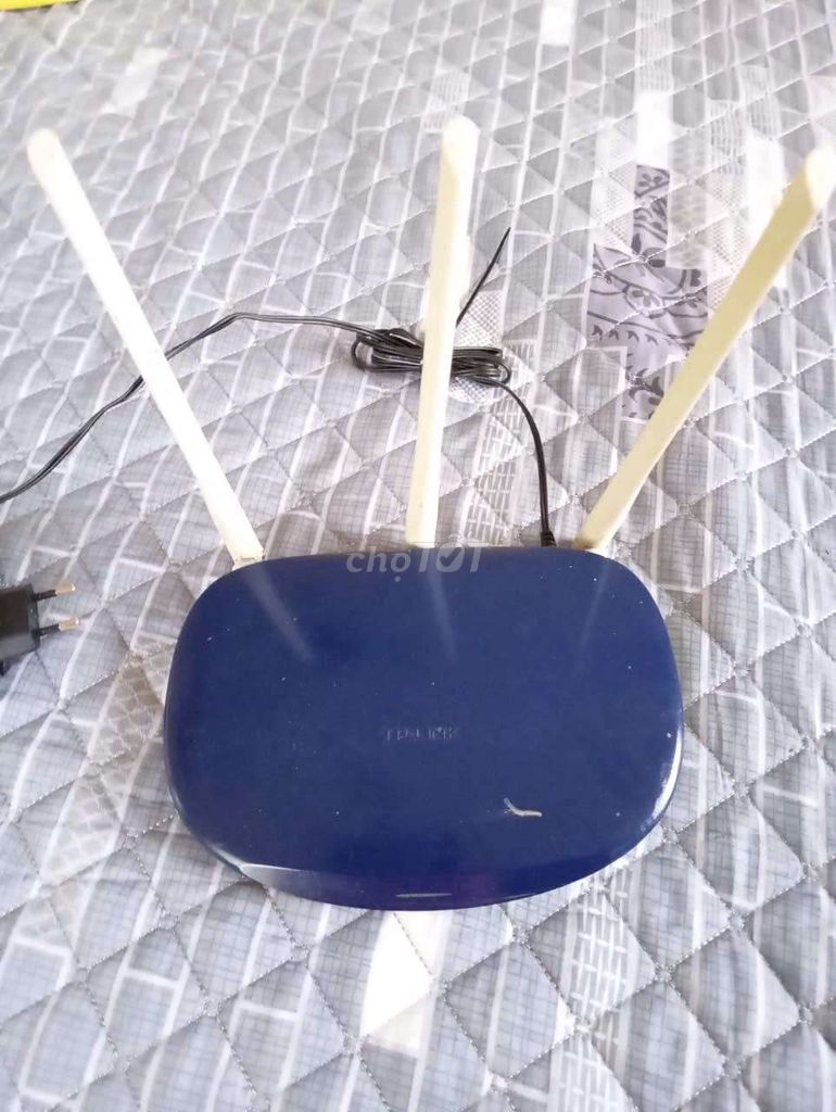 Swith WiFi 3 râu. Mua bán Phụ kiện (Màn hình, Chuột...) tại Thị xã Từ Sơn Bắc Ninh được đăng bởi Nguyễn văn Tùng hình 1