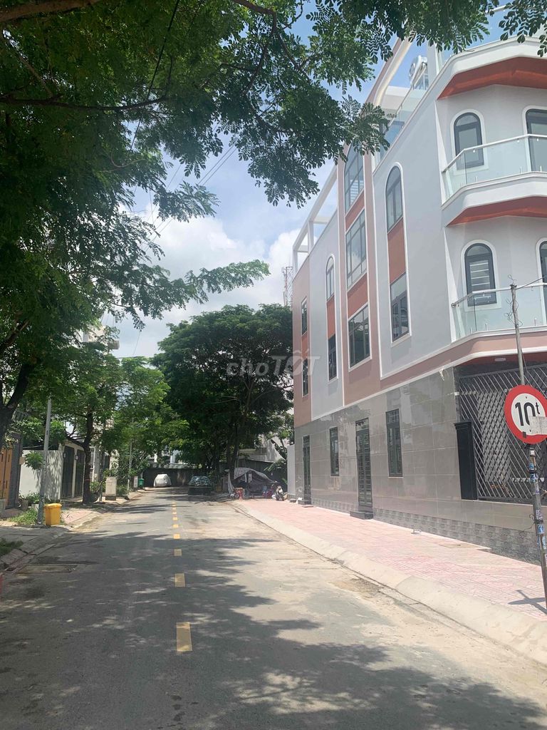 Bán 3 lô đất An Phú Đông 27 Q12. Gửi AE MG chạy phụ 1% HH !