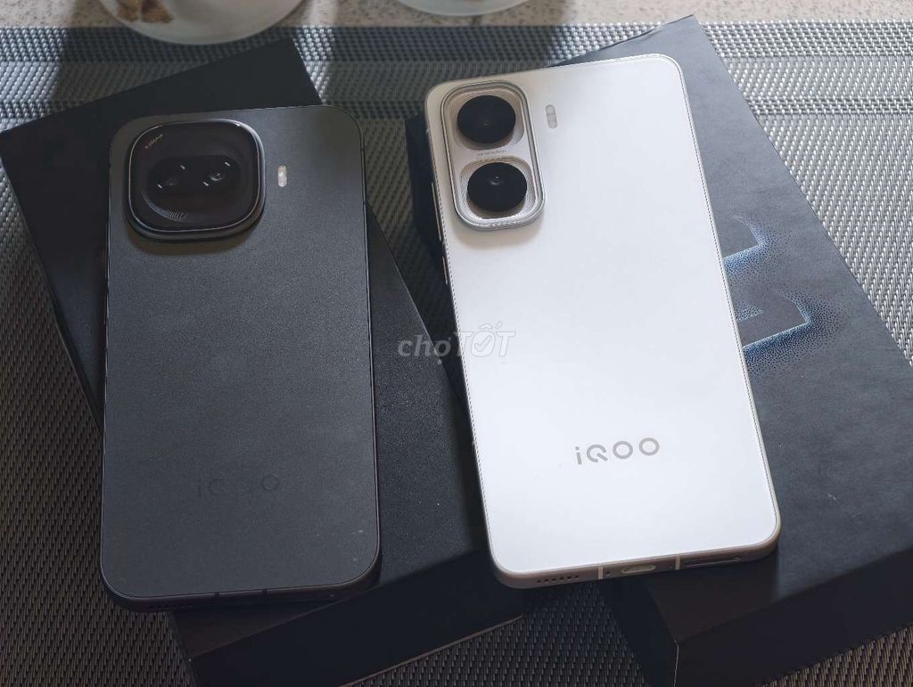 Vivo Z11 Turbo và IQOO Neo 11. Mua bán Điện thoại tại Quận Cẩm Lệ Đà Nẵng được đăng bởi Khoa Tàu hình 1