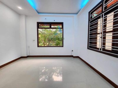 Rent · 8 bd · 100 м² · Quận Hải Châu, ул. Đường Lý Tự Trọng
