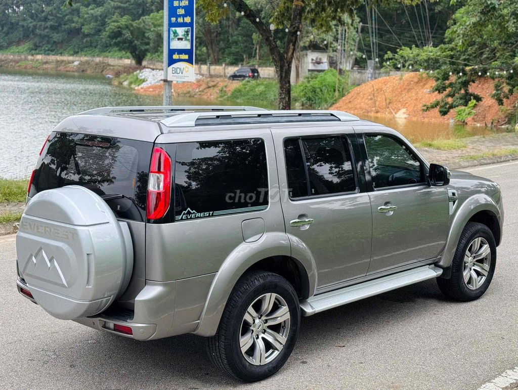 Ford Everest 2012 Limited máy Dầu số tự động 7 chỗ. Mua bán Ô tô tại Huyện Sóc Sơn Hà Nội được đăng bởi Xuân Khánh ô tô hình 5