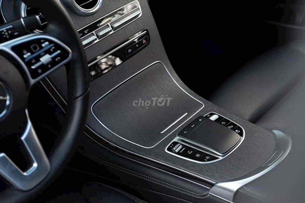 LONG ANH AUTO về MERCEDES GLC300 4Matic model 2020. Mua bán Ô tô tại Quận 7 Tp Hồ Chí Minh được đăng bởi LongAnh AuTo  hình 6