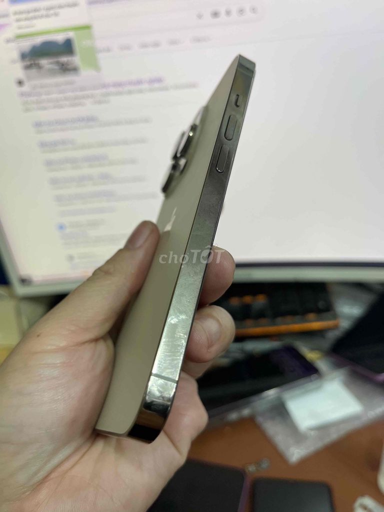Apple iPhone 14 Pro 256GB Vàng. Mua bán Điện thoại tại Quận Lê Chân Hải Phòng được đăng bởi hoang anh hình 1