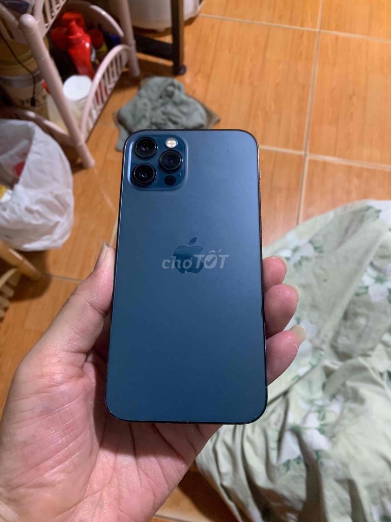 iPhone 12 Pro 128GB Xanh , màn zin mên zin mới 98%. Mua bán Điện thoại tại Quận Cầu Giấy Hà Nội được đăng bởi Quang ERiC hình 1