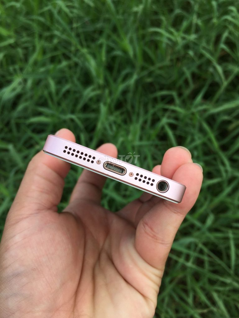 0924817299 - Cần tiền bán iphone SE nguyên bản