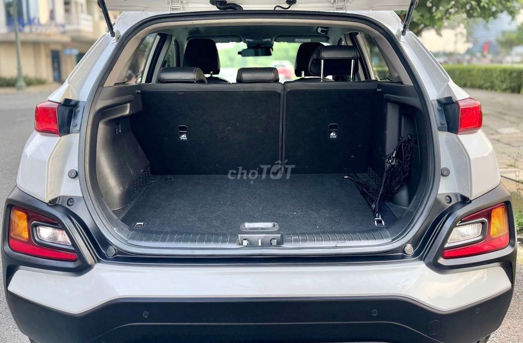 Hyundai kona 2.0ATH. Mua bán Ô tô tại Thành phố Thủ Đức Tp Hồ Chí Minh được đăng bởi Ms Hiệp  hình 8