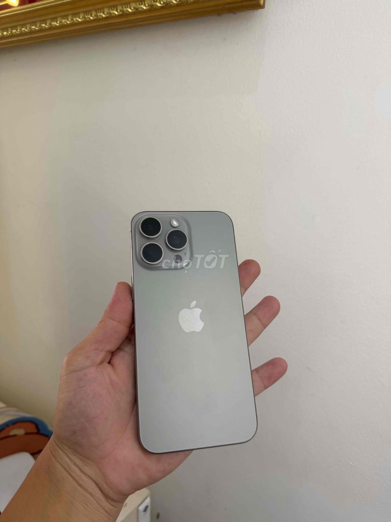 Apple iPhone 15 Pro Max 256GB Natural Titanium 99%. Mua bán Điện thoại tại Quận Tân Phú Tp Hồ Chí Minh được đăng bởi Trận Nguyễn hình 1