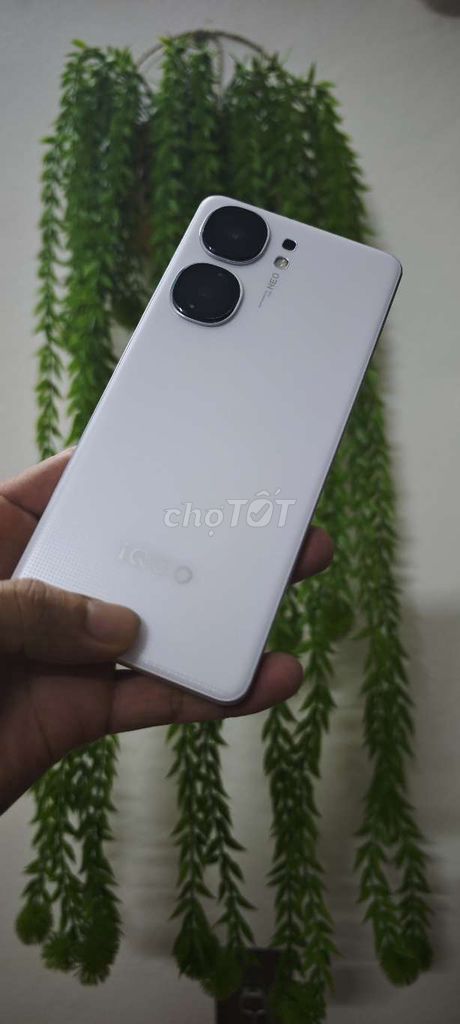 Vivo IQOO Neo9s Pro+ 12GB/256GB Trắng. Mua bán Điện thoại tại Thành phố Bắc Ninh Bắc Ninh được đăng bởi minh quân siêu thị máy lướt hình 1