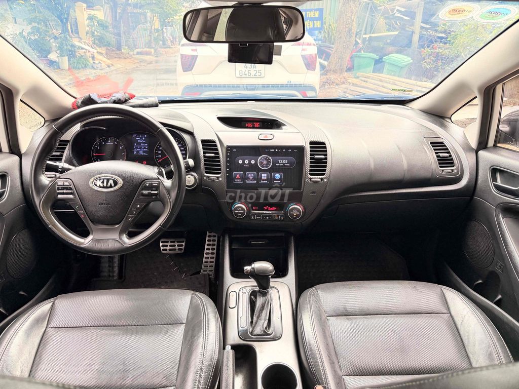 Kia K3 Gia Đình Cần Bán. Mua bán Ô tô tại Quận Cẩm Lệ Đà Nẵng được đăng bởi Nguyễn Liễu hình 8