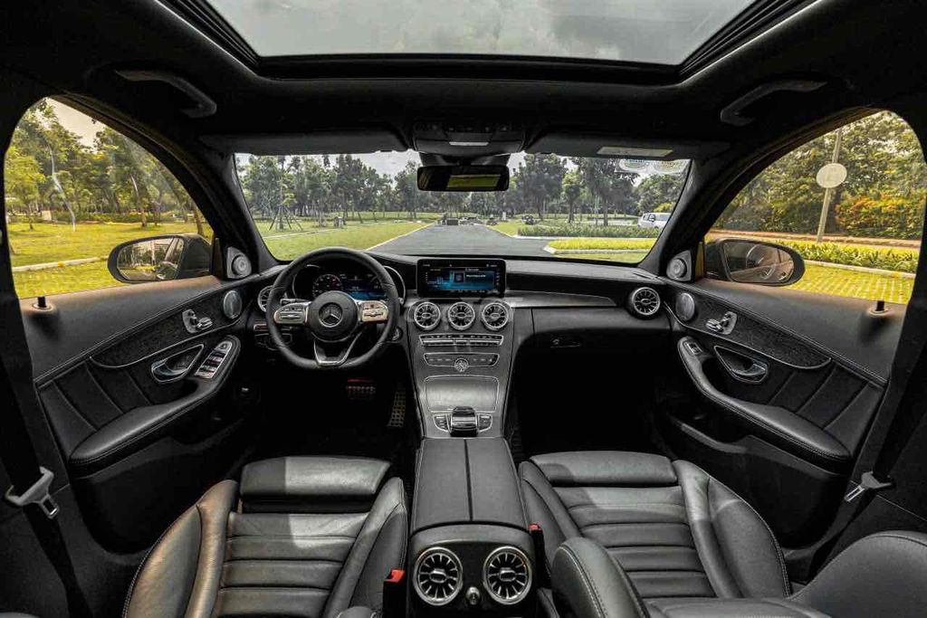 C300_AMG model 2020 màu đen siêu ngầu siêu đẹp. Mua bán Ô tô tại Quận 7 Tp Hồ Chí Minh được đăng bởi Dương Phương hình 17