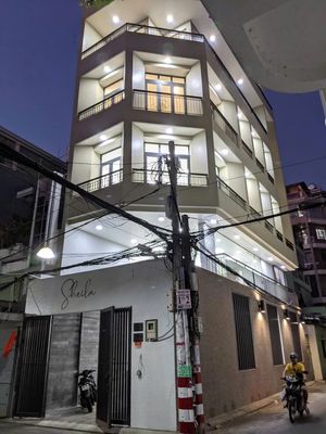 Аренда · 8 комн. · 100 м² · Quận Phú Nhuận, ул. Đường Đặng Văn Ngữ