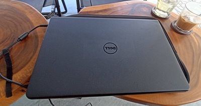 Dell Inspiron 3558 i5 Gen 5 15.6 inch 8GB/128GB