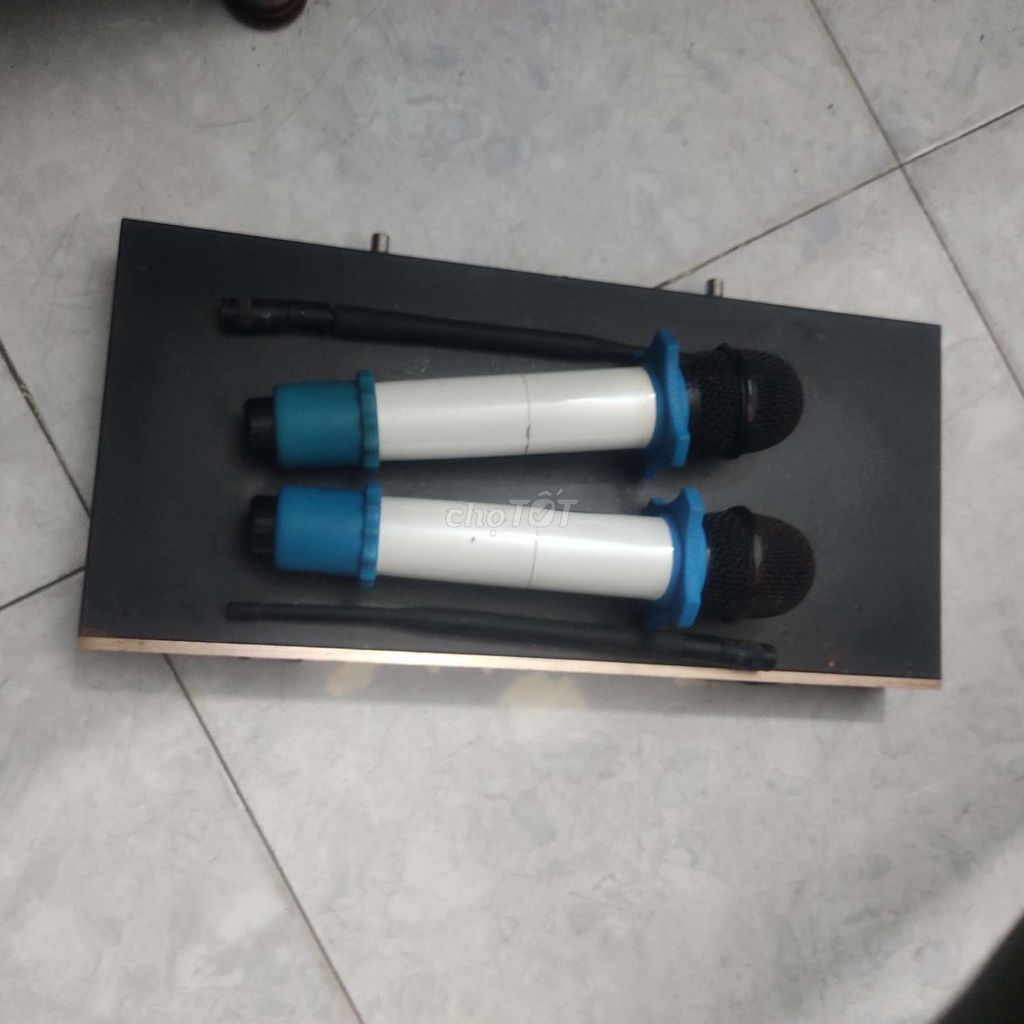 Micro không dây Maingo MA-W1000 . Mua bán Tivi, Âm thanh tại Thành phố Dĩ An Bình Dương được đăng bởi Nguyễn Ngọc hình 1