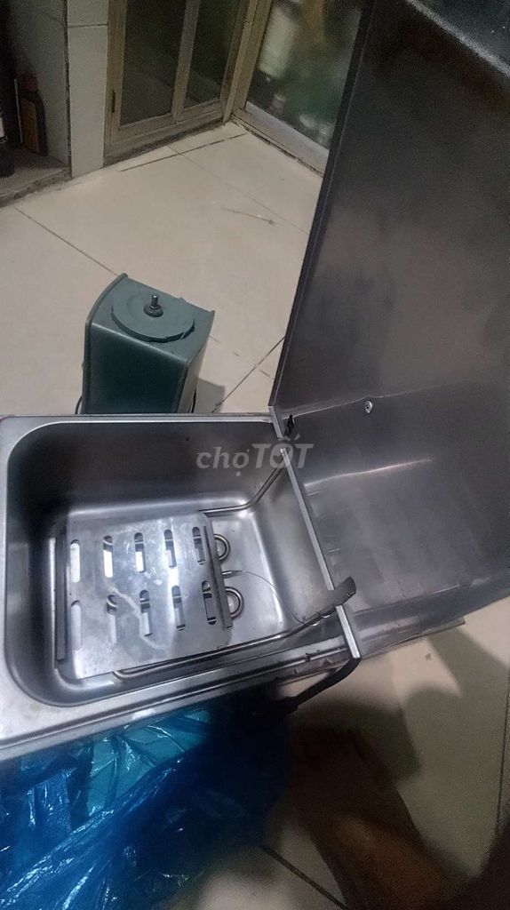 Bếp chiên điện Thép không gỉ Bạc. Mua bán Bếp, lò, đồ điện nhà bếp tại Quận 8 Tp Hồ Chí Minh được đăng bởi Phương Nguyễn hình 1