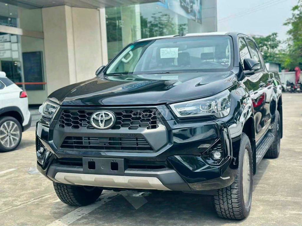 Toyota Hilux 2025 2.4L 4x2 AT xe giao ngay. Mua bán Ô tô tại Quận 12 Tp Hồ Chí Minh được đăng bởi Hiếu Toyota Quận 12 hình 1
