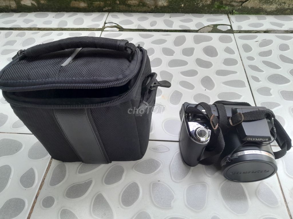 Máy ảnh Nikon D300 kèm lens 18-105