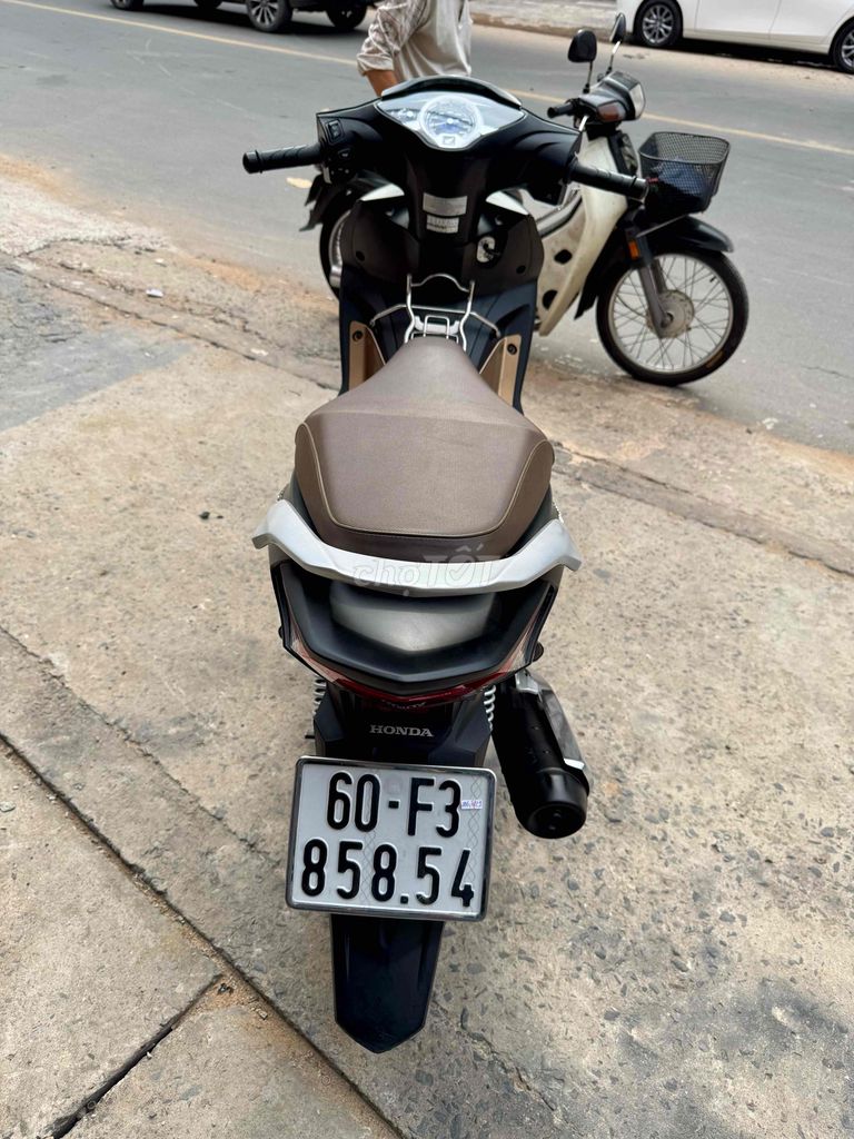 🟢🟢 Future 125 đen nhám 2021 xe đẹp có trả góp. Mua bán Xe máy tại Thành phố Biên Hòa Đồng Nai được đăng bởi XE MÁY CŨ THÀNH MỸ  hình 3