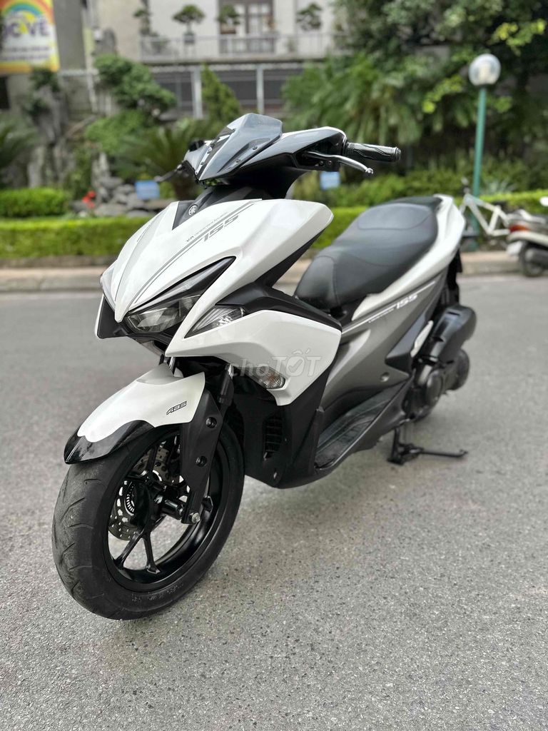 Yamaha NVX 2017!! 155cc khoá Smartkey. Mua bán Xe máy tại Quận Hoàng Mai Hà Nội được đăng bởi Xe Máy Quân Oanh  hình 3