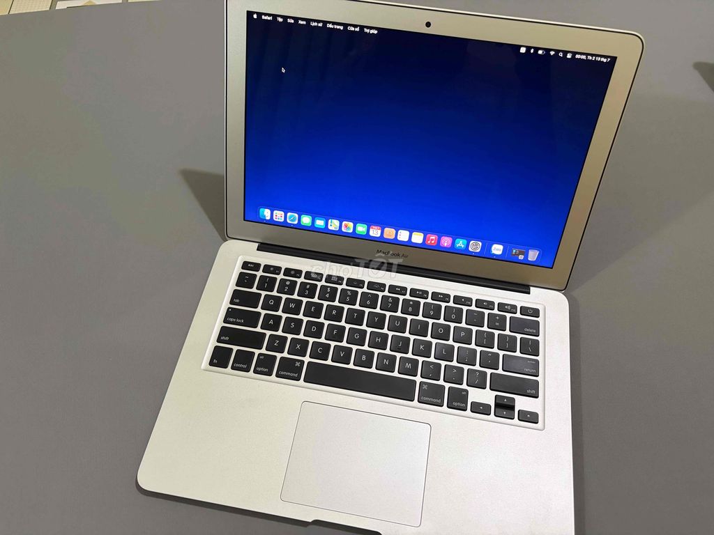 Apple MacBook Air 2014 i5 13 inch 500GB Bạc. Mua bán Laptop tại Quận Bình Tân Tp Hồ Chí Minh được đăng bởi Nguyên  hình 1