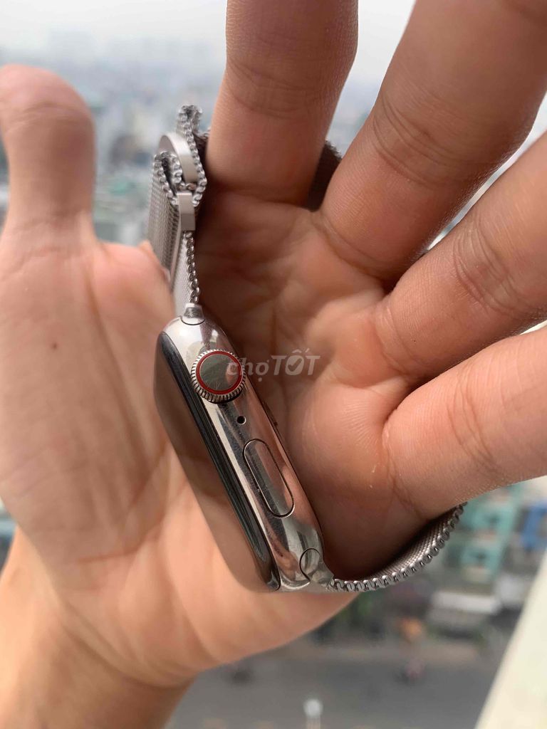 Apple Watch Series 4 44mm Thép Bạc, hàng đẹp, zin