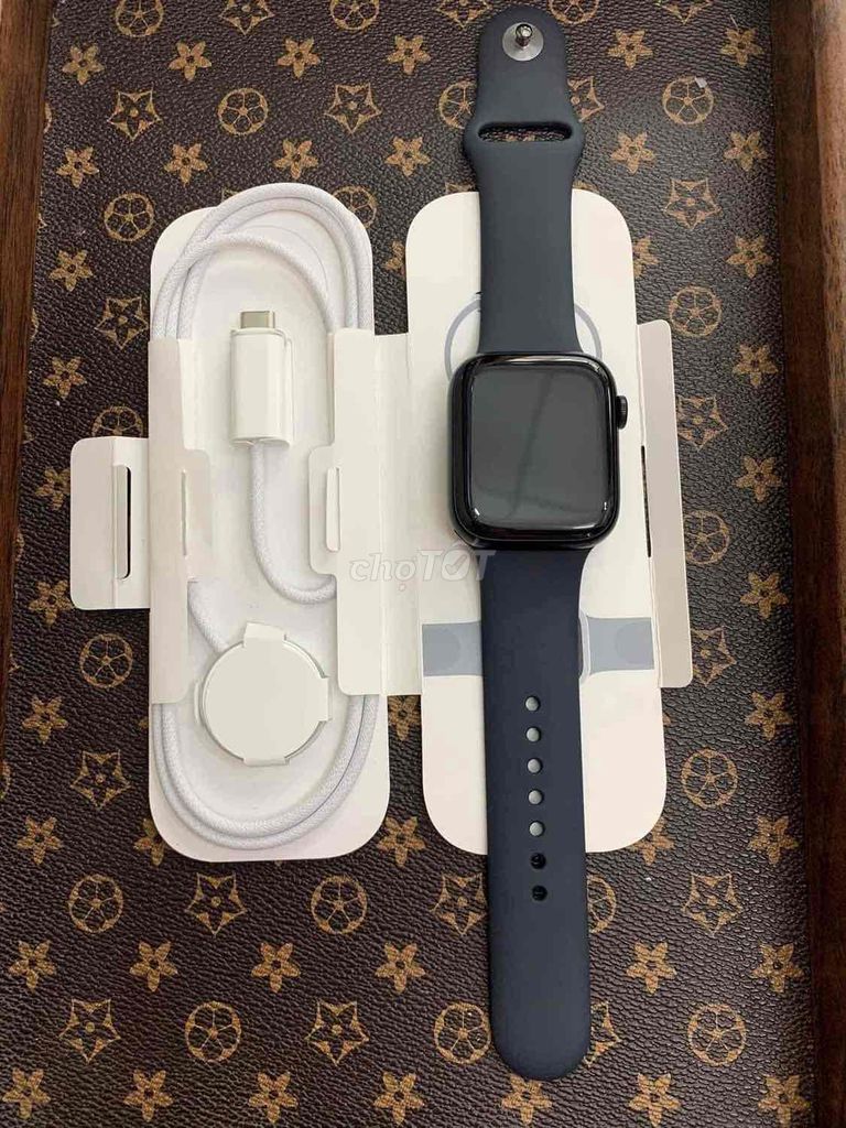 bán apple watch sr9:45 Đen likenew pin 100%