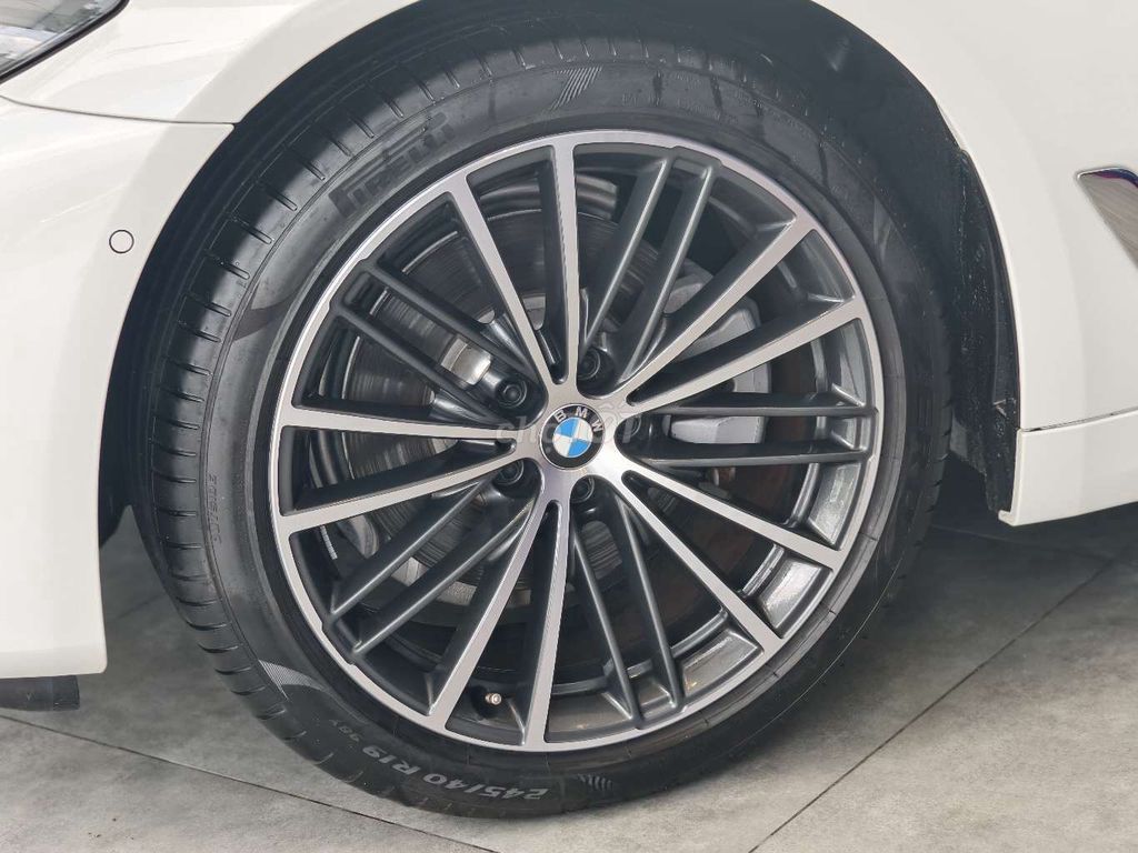 BMW 520i G30 LCI Lăn bánh thấp hơn giá niêm yết. Mua bán Ô tô tại Quận Bình Tân Tp Hồ Chí Minh được đăng bởi Trung Nguyễn BMW HCM hình 11